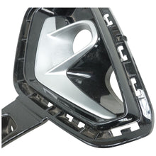 Load image into Gallery viewer, KIA STONIC FRONT BUMPER Left Grill 2021 onwards 5 Door SUV GENUINE 86523-H8HA0

