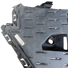 Load image into Gallery viewer, BMW X7 M Sport front bumper grill set G07 2019-2021 51118074260 51118074259
